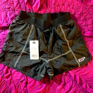 ONITZUKA TIGER / unisex athletic shorts